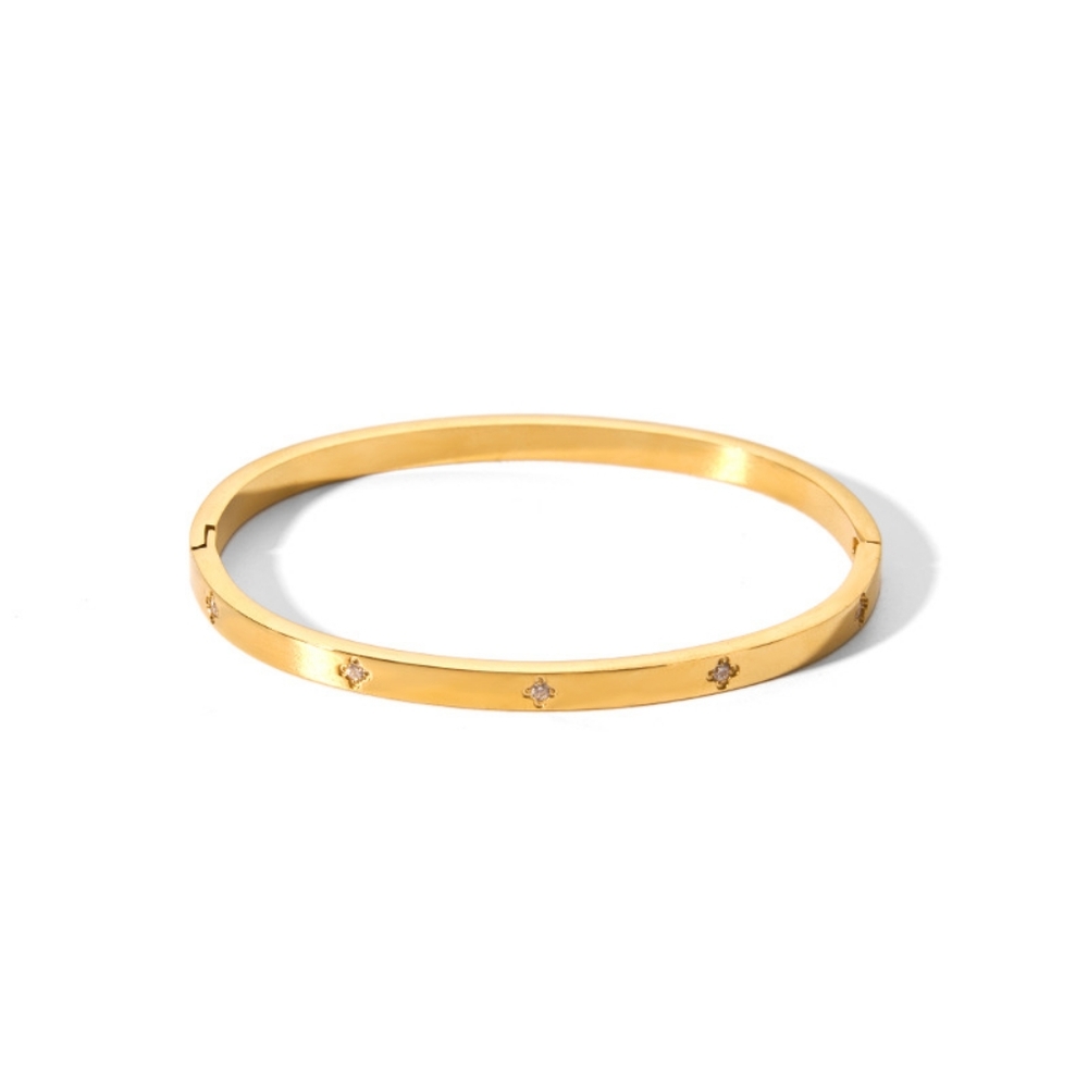 New Non Tarnish Bracelet Stack - Picture 4 of 8